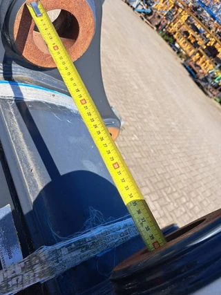 Hyundai N/A - Excavator digging bucket 250 obrazek 10