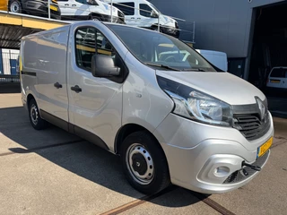 Renault Trafic 2016 - 1.6DCI L1H1 Airco Navi Cruisecontrol EURO 6 MOTOR SCHADE afbeelding 3 miniatuur