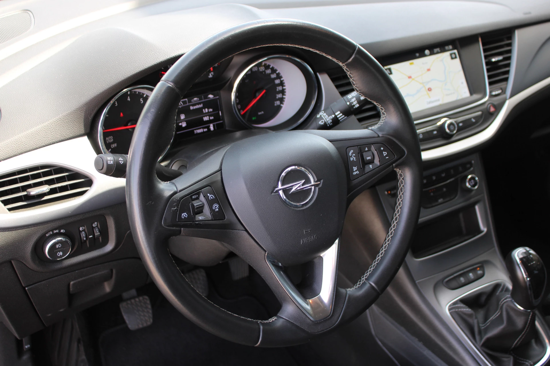 Opel Astra 2020 - 1.2T 130PK Business Edition AGR STOELEN NAVI CAMERA image 24