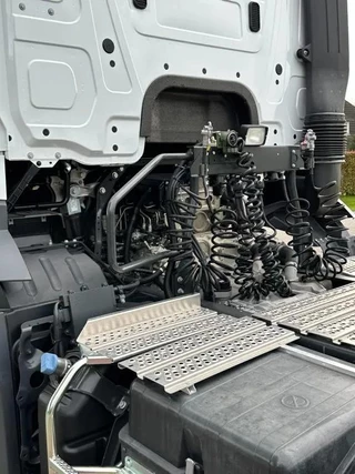 Mercedes-Benz Arocs 3351 2021 - N/A obrazek 13