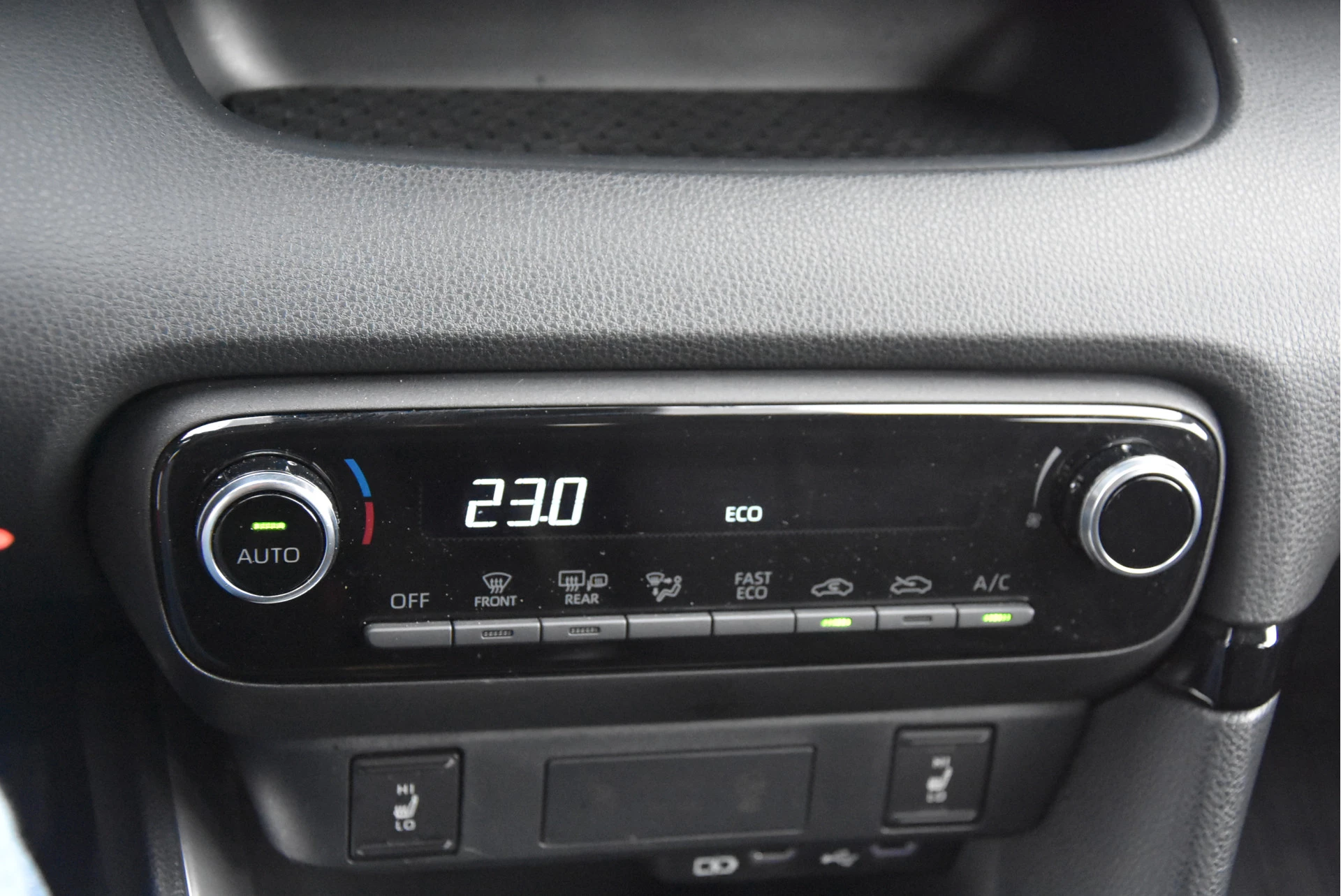 Toyota Yaris 2024 - 1.5 Hybrid 115 Comfort zdjęcie 9