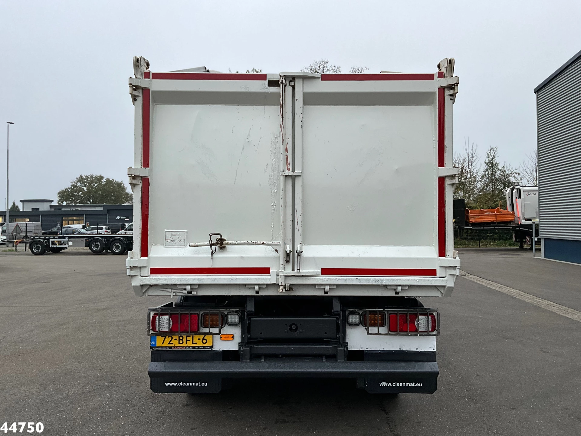 DAF FAN LF 220 Euro 6 Hiab 11 Tonmeter laadkraan Just 166.649 Km! 2014 afbeelding 6