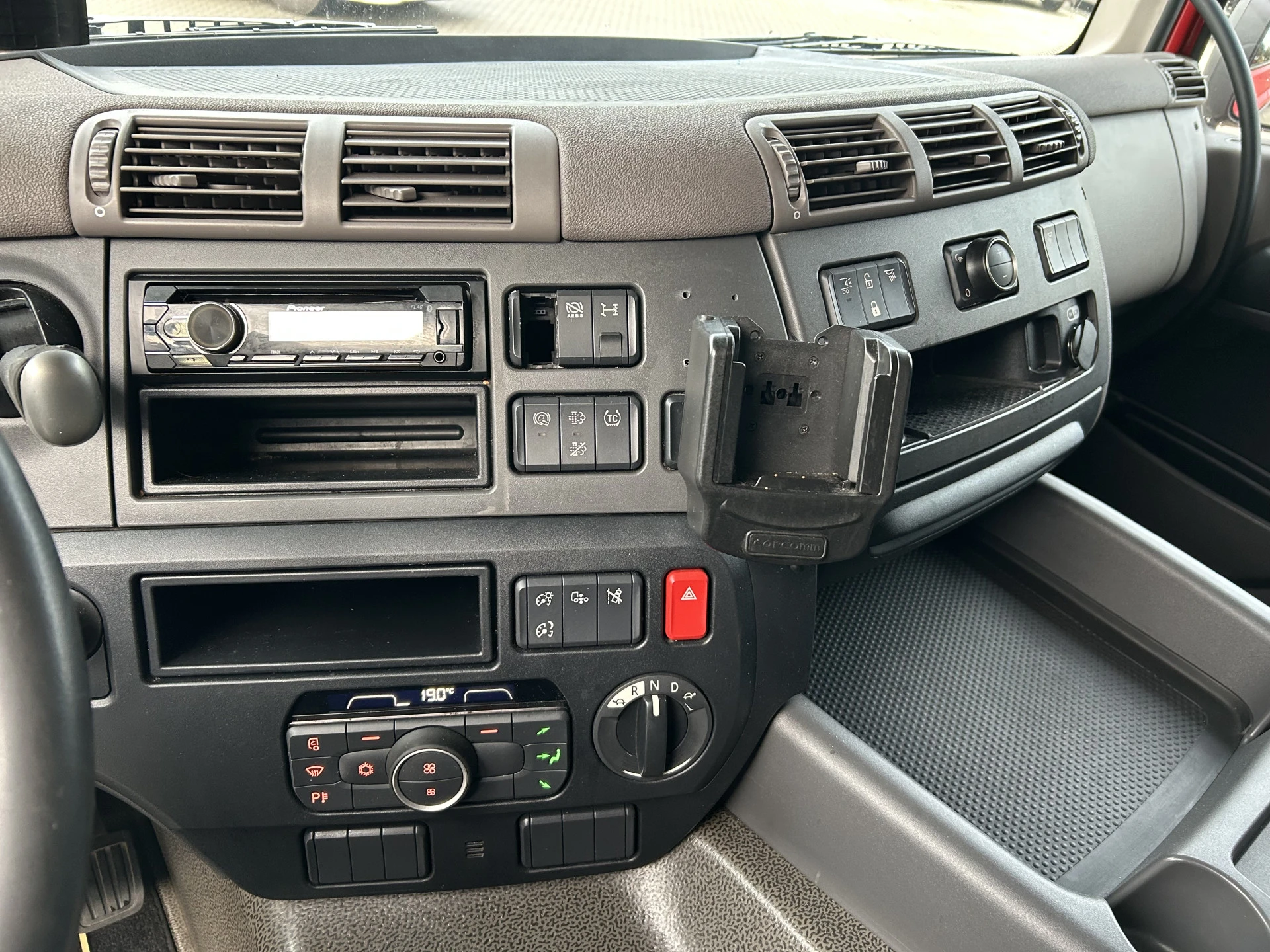 DAF CF 410 FT 2019 - SC / Motor Problems obrázek 7