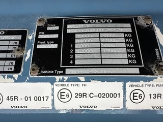 Volvo FH 2010 - 420 4x2 / Handgeschakeld / euro 5 / Spoilers / Compressor bild 8