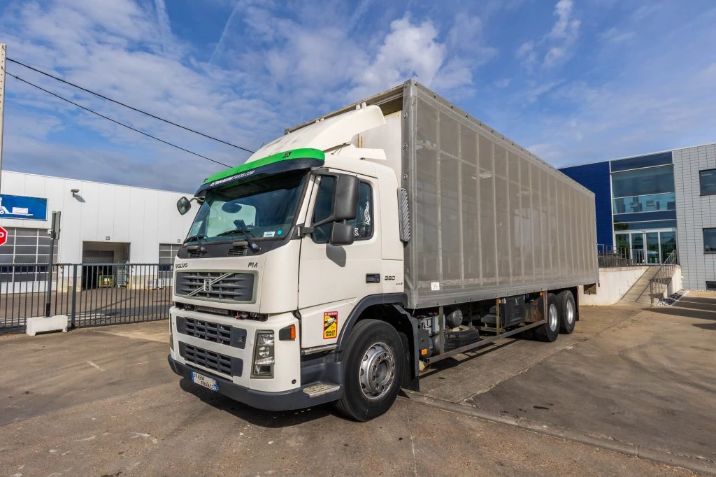 Volvo 2008 - FM 360 -6x2 (10pneus/tires) Bild 1