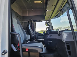 Renault N/A 2015 - T 460 obrazek 7