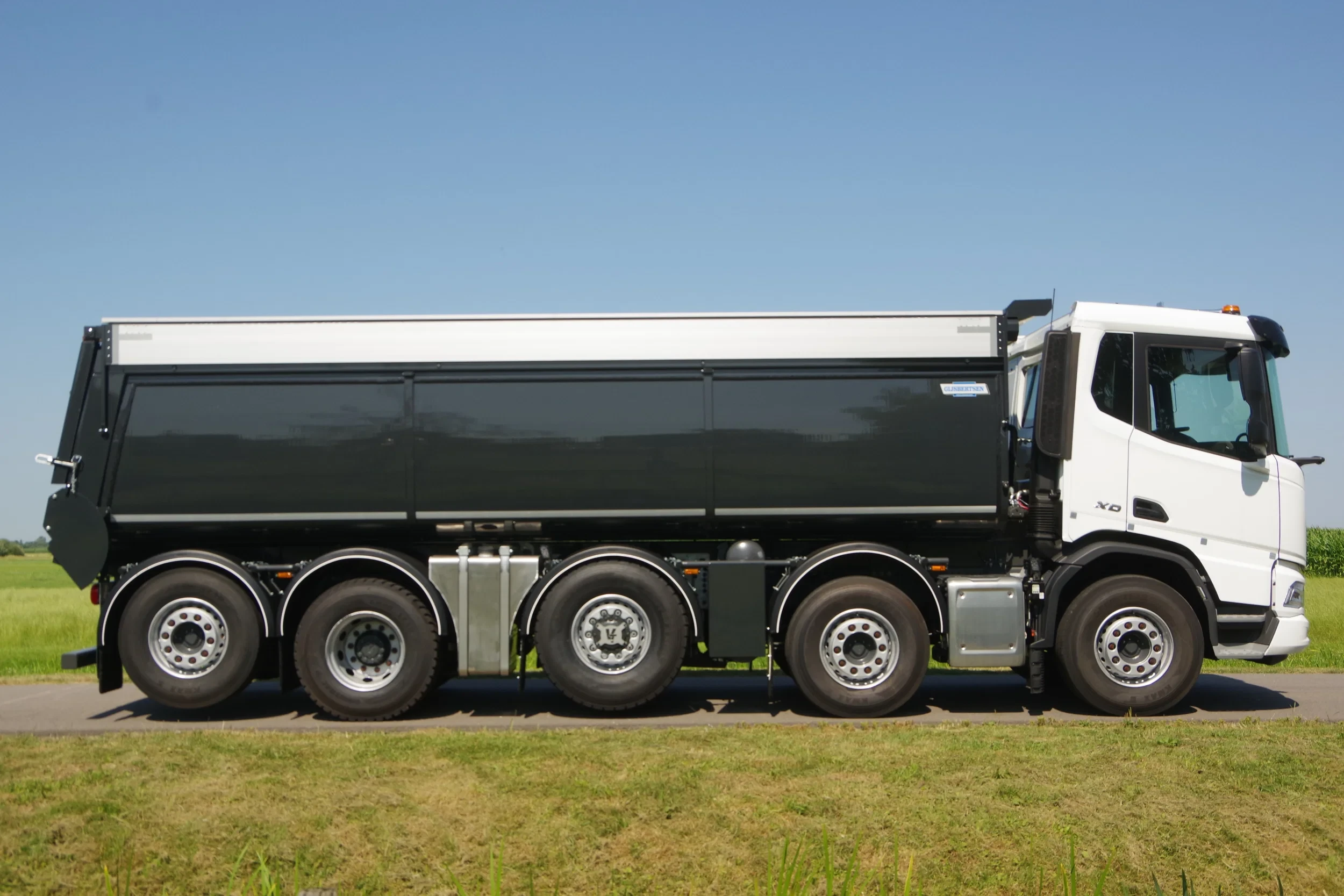 DAF XD 450 2024 - 50-tons 10x3/ 10x4 met Gijsbertsen achteroverkipper afbeelding 4