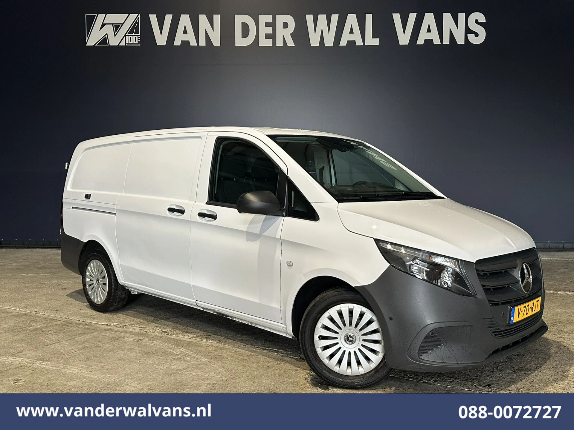 Mercedes-Benz Vito 2024 - 116 CDI 164pk L2H1 Euro6 Airco | Camera | Navigatie | Cruisecontrol | Stoelverwarming afbeelding 1