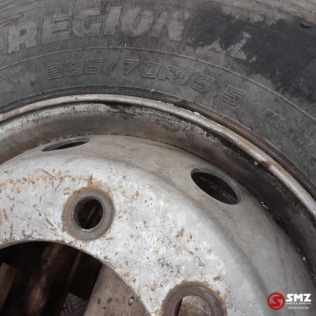 Goodyear 1989 - Occ vrachtwagenband 285/70R19.5 144/142M Goodyear imagem 3
