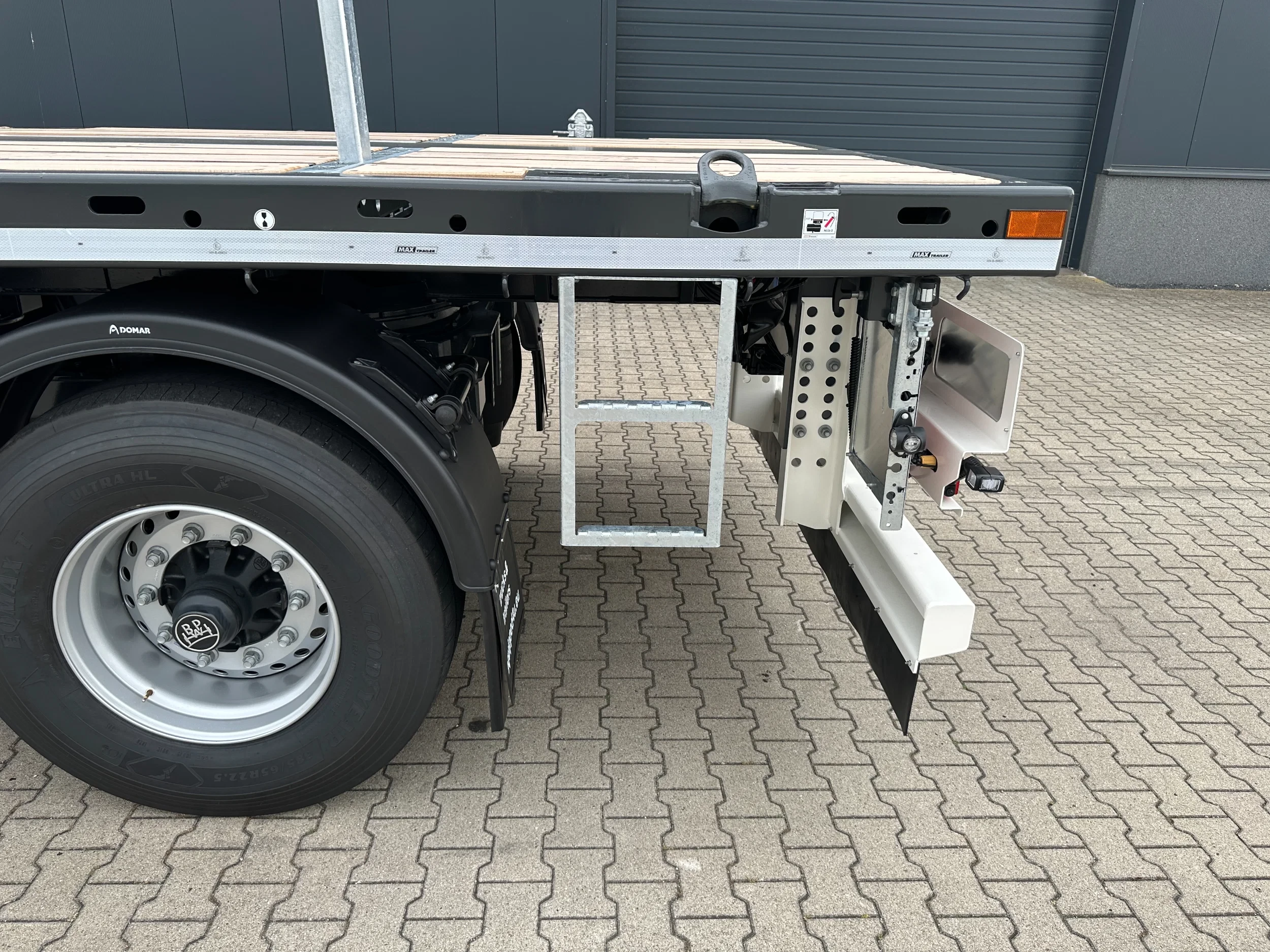 Faymonville 2026 - MAX210-Z-3AA-13.60-22.5-2.54 / 2X EXTENDABLE UP TO 29m / 3X HYDRAULIC STEERING / NEW + DIRECTLY AVAILABLE FROM STOCK afbeelding 46