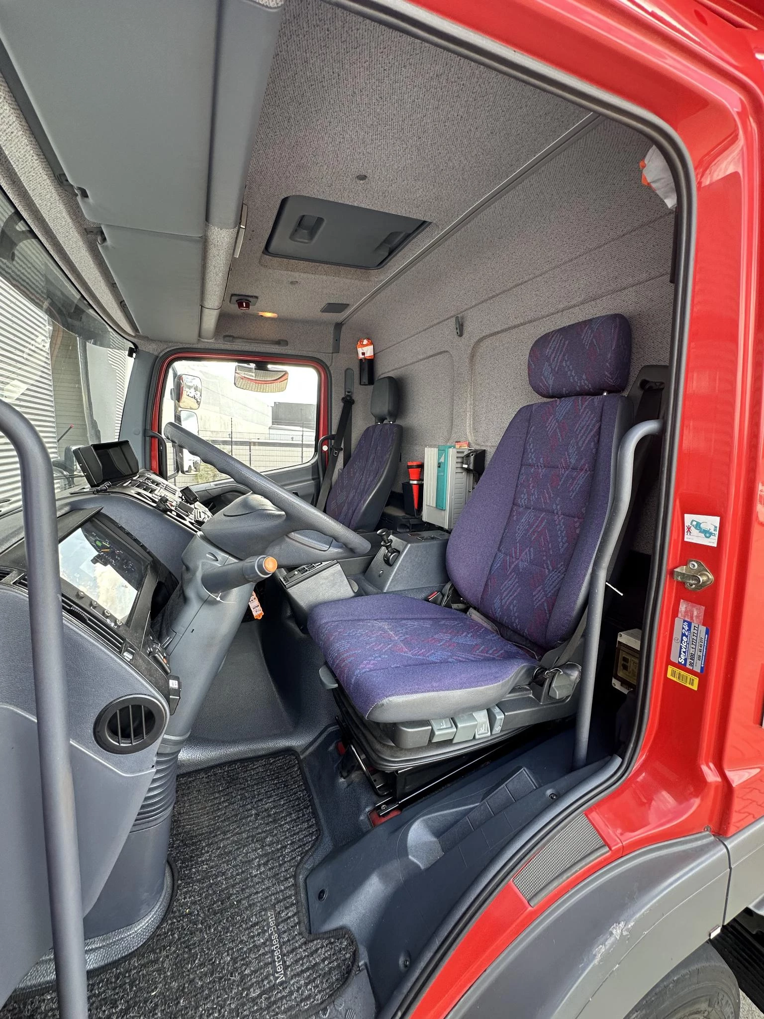 Mercedes-Benz Atego 2003 - 970.04 1018 laadklep trekhaak Brandweerauto obrázek 16