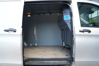 Mercedes-Benz Vito 2023 - 116 CDI Extra Lang - Trekhaak - LED - Camera - Airco - Betimmering - Stoelverwarming - PDC - Rijklaar obrazek 10