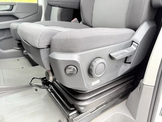 Volkswagen Crafter 2019 - 2.0 TDI 141 PK / L3H3 / 1e EIGENAAR / ZEER NETJES !! / AIRCO / CRUISE / ERGO GEVEERDE STOEL image 16