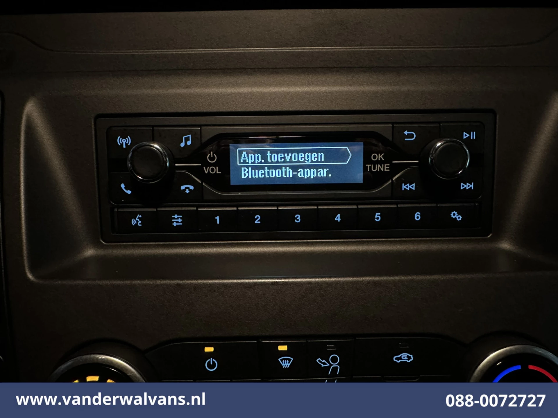 Ford Transit 2022 - 2.0 TDCI 160pk Bakwagen Laadklep Euro6 Airco | 1040kg laadvermogen | Cruisecontrol | Verwamde voorruit imagen 17