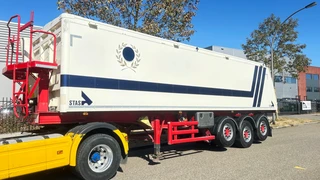 Stas S300CX 2017 - Kipper | 2x lift axle | 43 m3 | alu | rolzeil | APK te koop