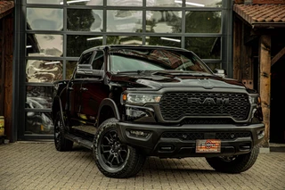 Dodge Ram 1500 2024 - Dodge Rebel Night Hurricane obrazek 1