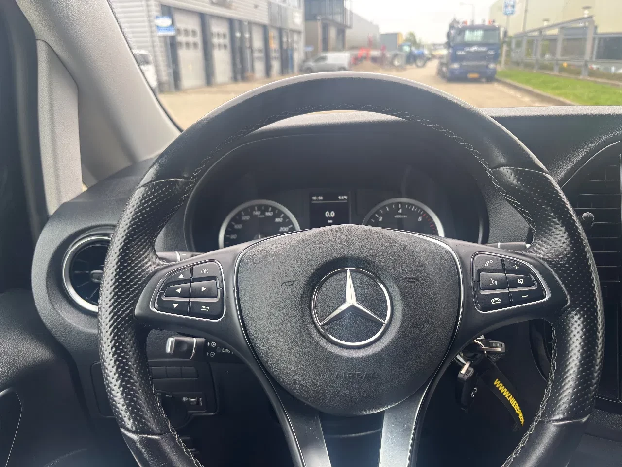 Mercedes-Benz Vito 2022 - 114CDI L2H1 Automaat Airco Navi Cruisecontrol Trekhaak 45900KM obrázek 12