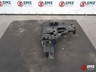 Renault N/A 2002 - Occ bracket rechts Renault T 21116690 82232587 immagine 1