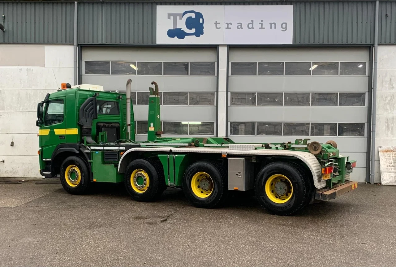 Volvo FM1850-T 2007 - Terberg 8x4 hooklift afbeelding 4