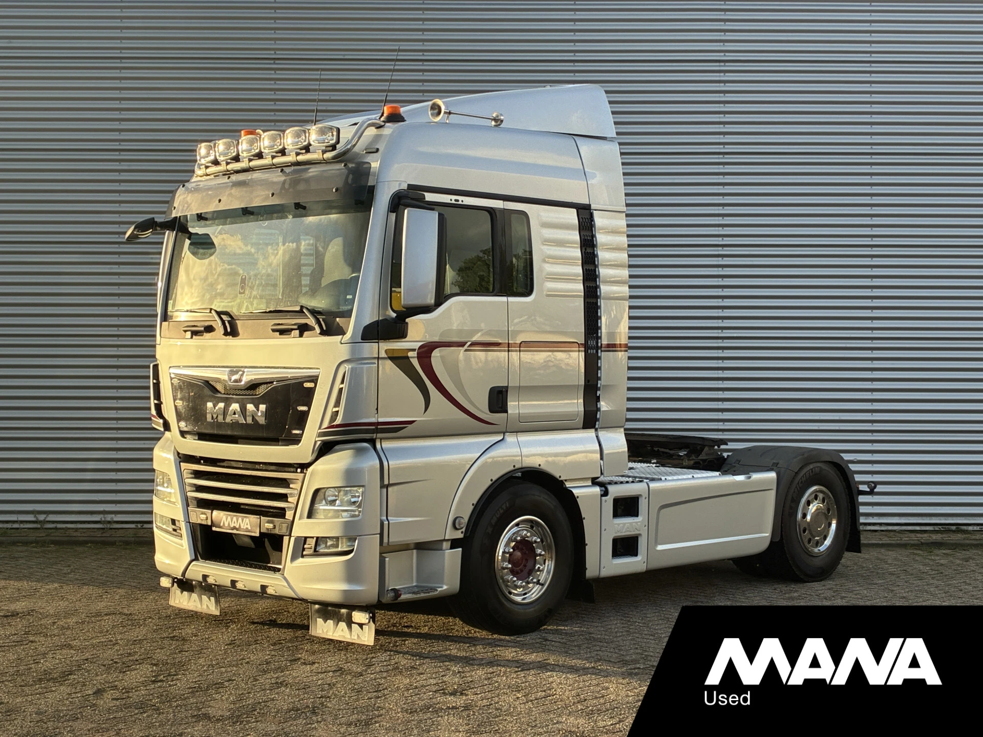 MAN TGX 2018 - 18.500 4X2 LLS XLX RETARDER / 2X TANK / EURO6 / ALCOA / HYDRAULIEK afbeelding 1
