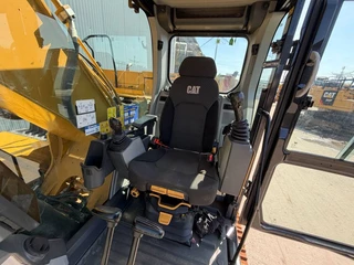Cat N/A 2019 - 320 07B image 17