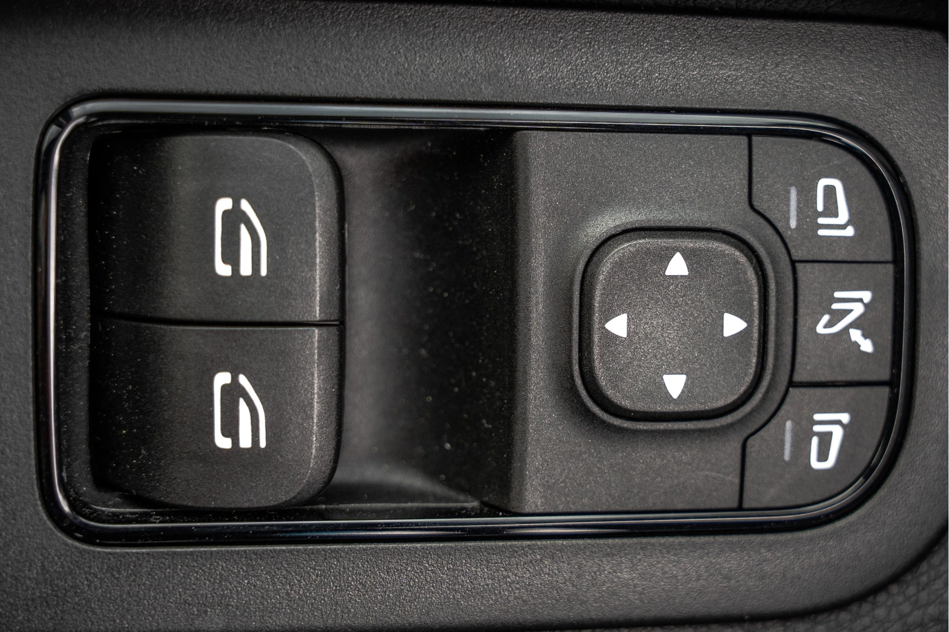 Mercedes-Benz Sprinter 2019 - 311 CDI RWD L2H2 | | Volledig Ingericht | Mbux | Camera | Climatronic afbeelding 24