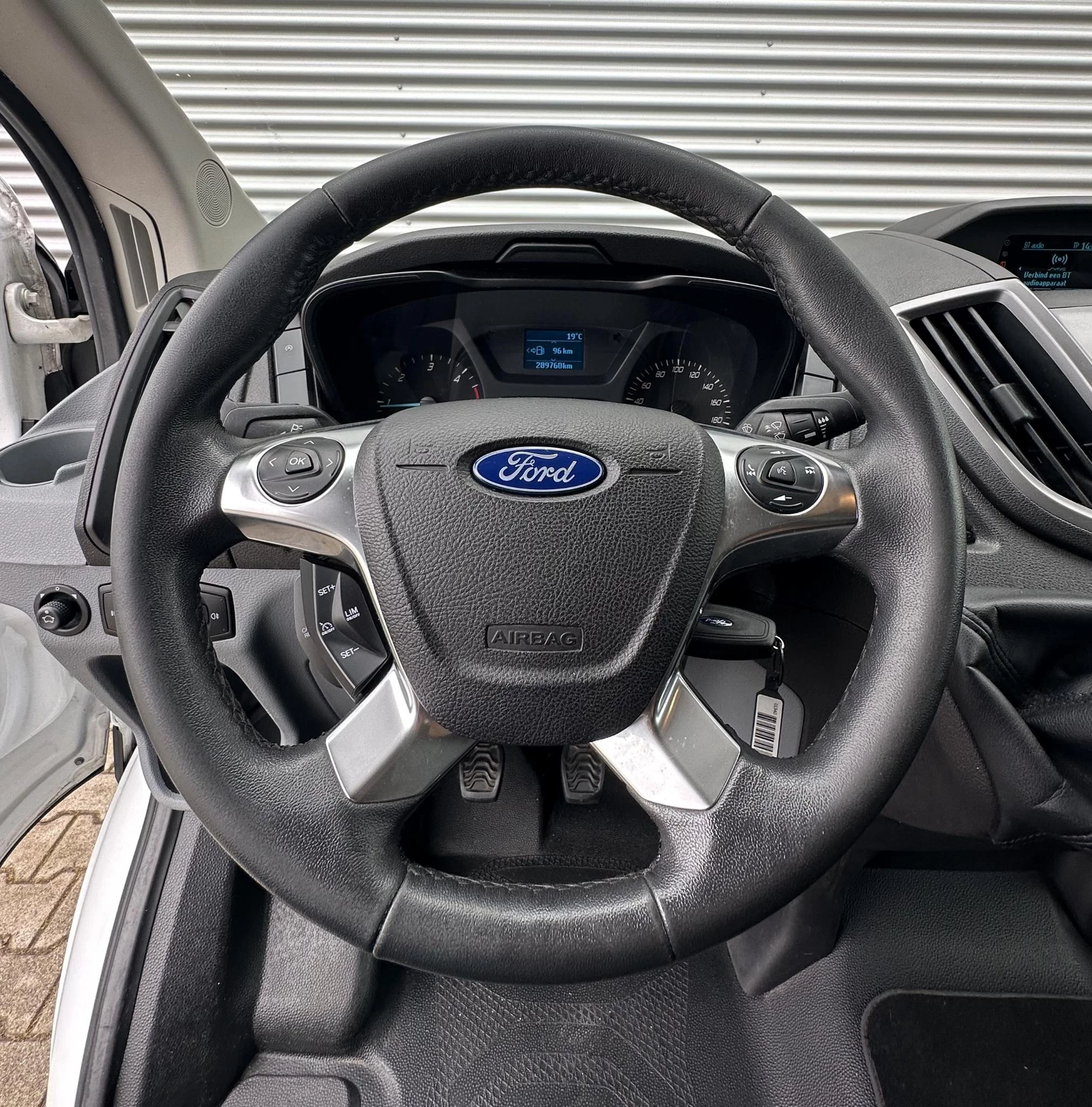 Ford Transit Bus 2015 - 350 2.2 TDCI L2H3 laadklep imagen 15