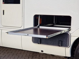 Mercedes-Benz N/A 2018 - Morelo Palace Liner 97 GO Slide-Out 300pk Slide-Out + Smart Garage image 93