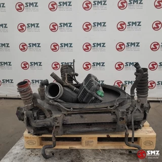 Mercedes-Benz N/A 2015 - Occ radiator + intercooler + expansievat Mercedes immagine 1