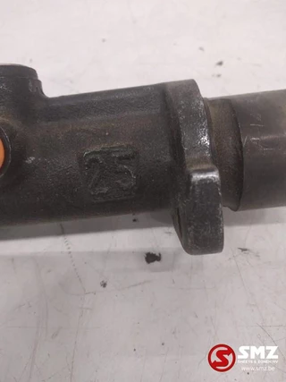 Mercedes-Benz Sprinter - Remcilinder mercedes 903 a0004316301 afbeelding 3