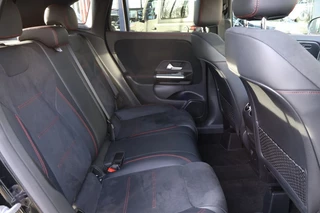 Mercedes-Benz GLA 2022 - 250 E AMG LINE / Panorama dak / Multi Beam lampen obrazek 25