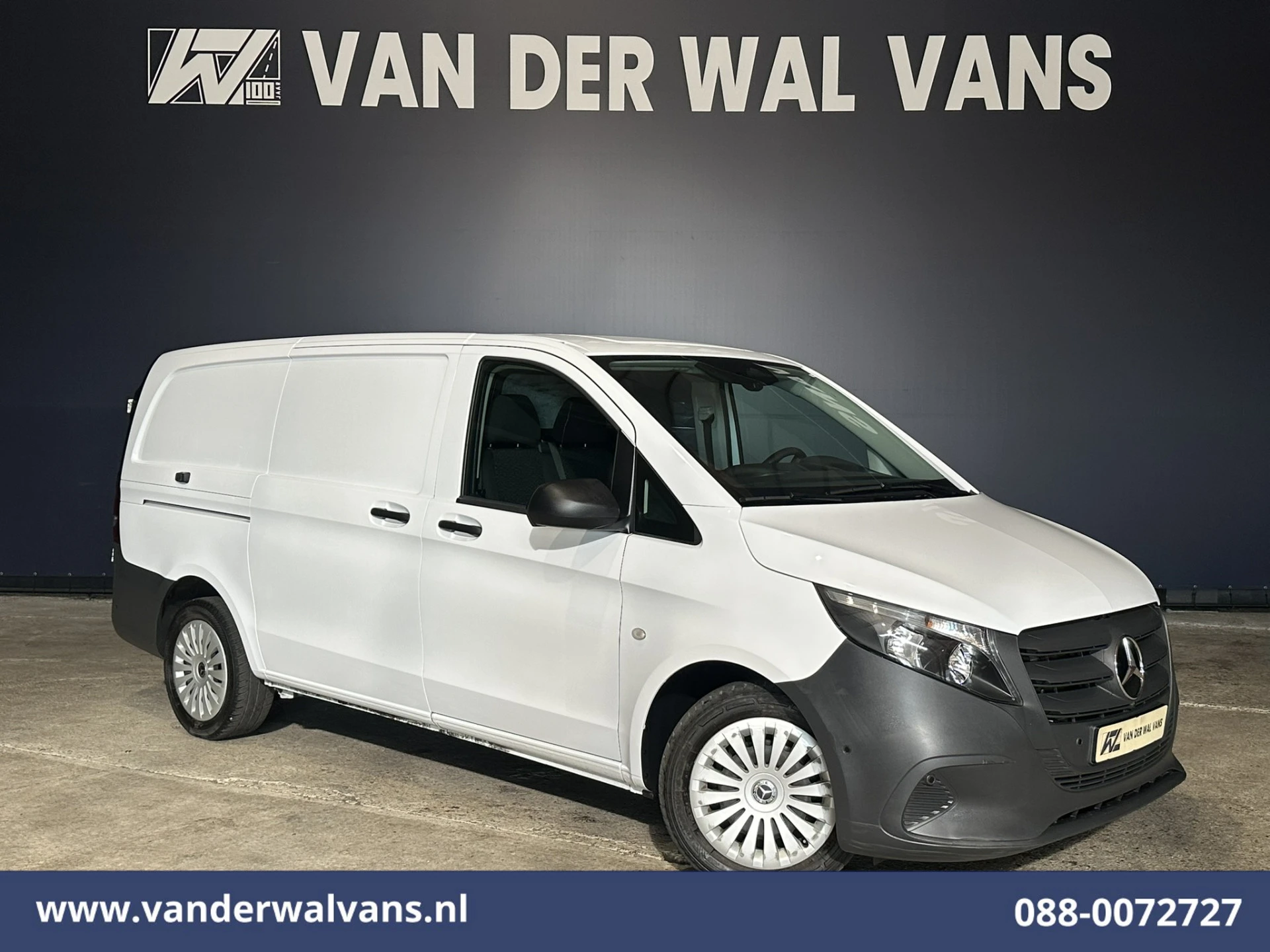 Mercedes-Benz Vito 2024 - 116 CDI 164pk L2H1 2025 Model Euro6 Airco | Camera | XXL MBUX | Navigatie | Cruisecontrol | Stoelverwarming afbeelding 1