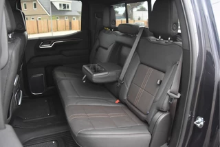Chevrolet Silverado 2024 - 1500 6.2 High Country obrazek 24