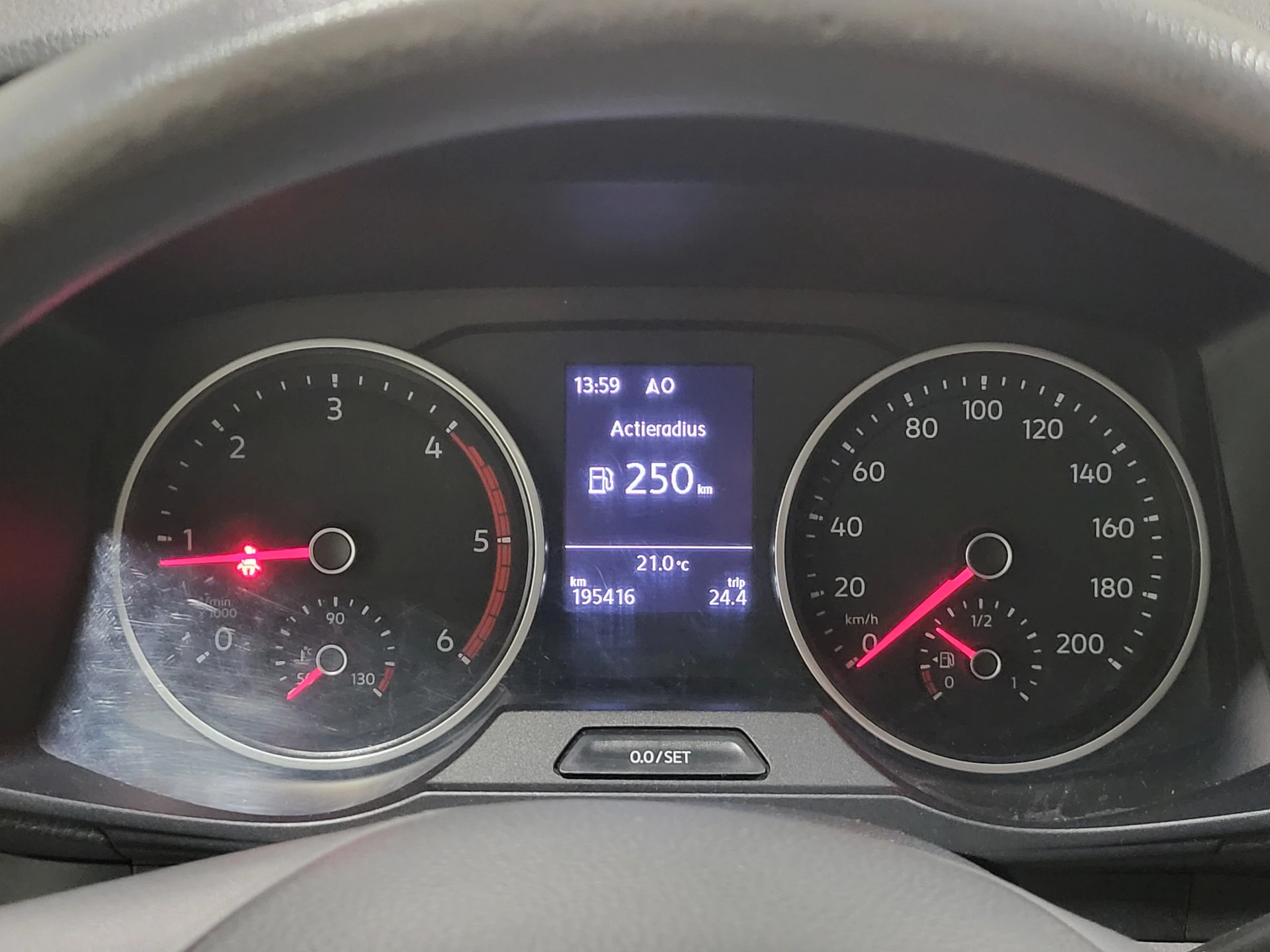 Volkswagen Crafter 2019 - 2.0TDI L3/H3 3000kg Trekgewicht Euro 6! image 10
