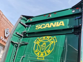 Scania R 2020 - R650 V8 NGS Highline 6x2 - Retarder - PTO/Hydraulic - Custom interior - Full air - 3.15 WB obrazek 16