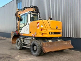Liebherr A918 Compact Litronic 2016 - N/A image 6