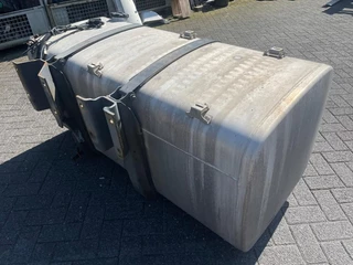 DAF N/A 2018 - 2041734 BRANDSTOFTANK 700 LTR (1638X700X700 MM) zdjecie 2