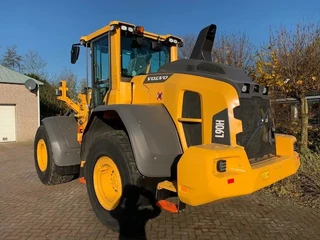 Volvo N/A 2026 - L90 H2 2026 Michelin 650/65 image 2