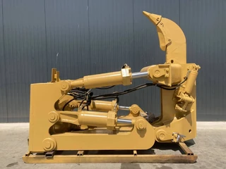 Cat 2026 - D8 image 2 thumbnail