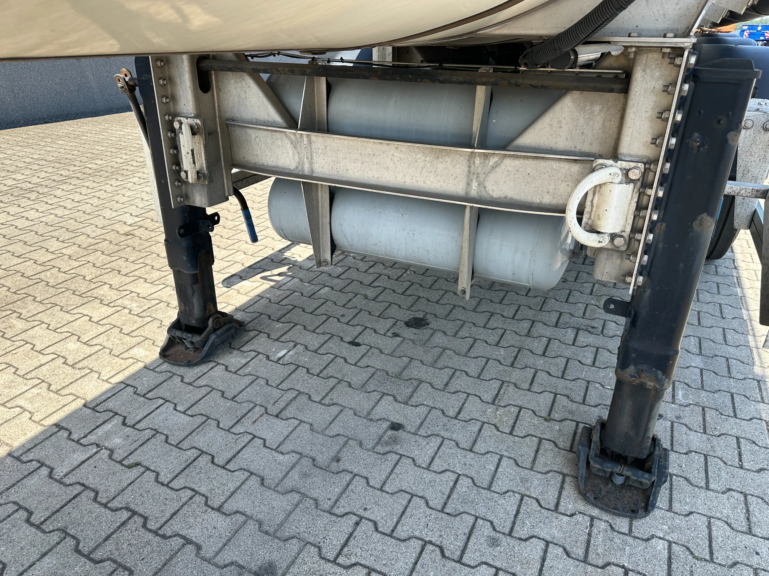 Van Hool 2014 - FOOD / LEBENSMITTEL / empty weight: 5.860kg / 29.500L / 1-comp.+ 1 baffel / discbrakes / NL / APK: 05/2027 afbeelding 15