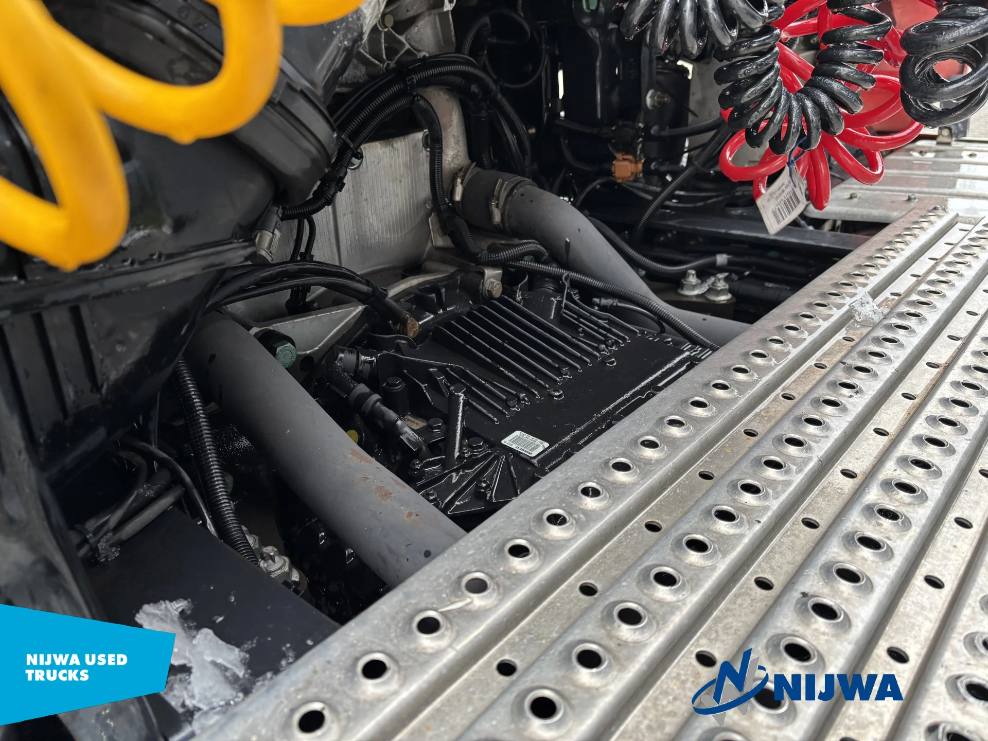 MAN TGX 2015 - 18.480 4x2 ZF Retarder + Standkachel afbeelding 12