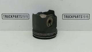 Volvo N/A - Engines & Parts Zuiger Volvo D11K изображение 1