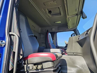 Volvo N/A 2018 - FM 330 obrazek 7