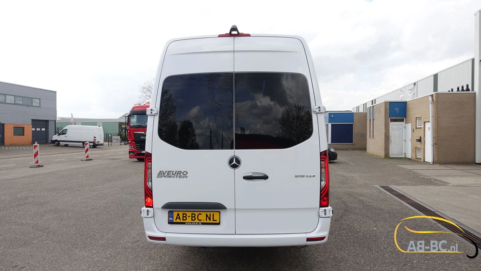 Mercedes-Benz Sprinter 2026 - Aveuro 519 CDI 21 seats EURO 6 obrázek 11
