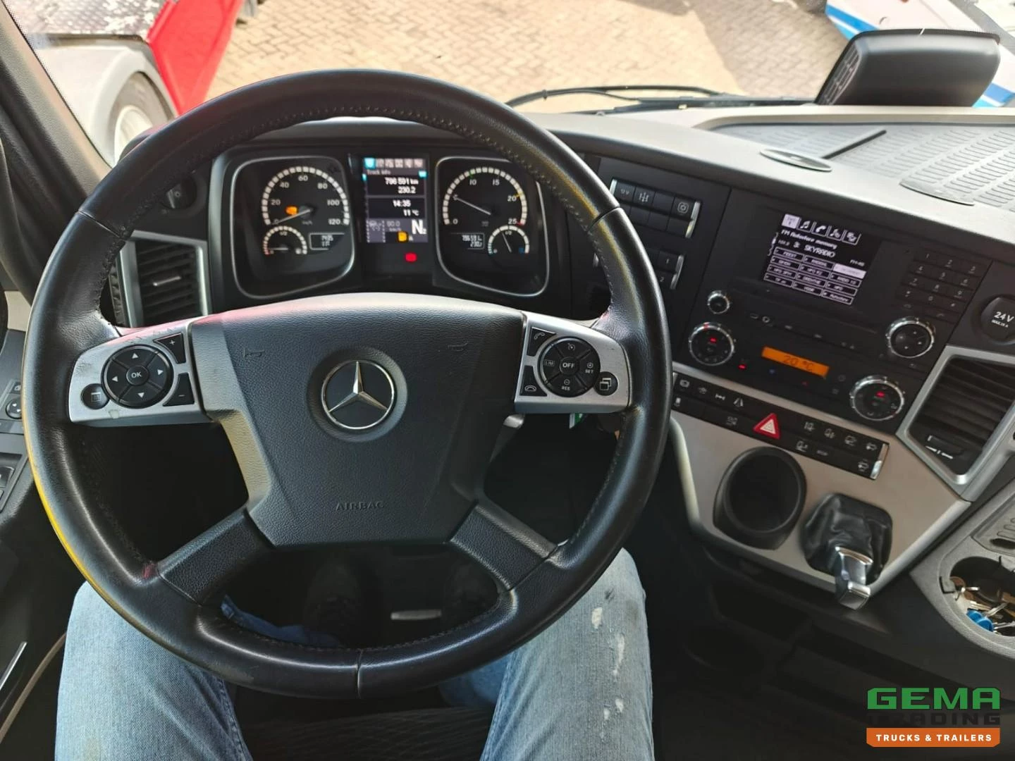 Mercedes-Benz Actros 2015 - 1845 imagem 14