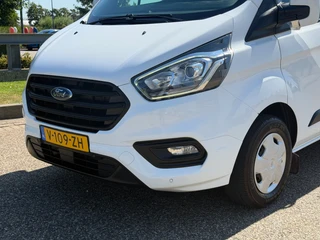 Ford Transit Custom 2019 - 2.0TDCI L1H1 Airco Navi Cruisecontrol Trekhaak EURO 6 afbeelding 3 miniatuur