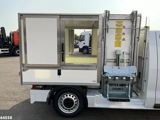 Peugeot e-Expert 2024 - 100% elektrisch kippende zijlader afbeelding 12