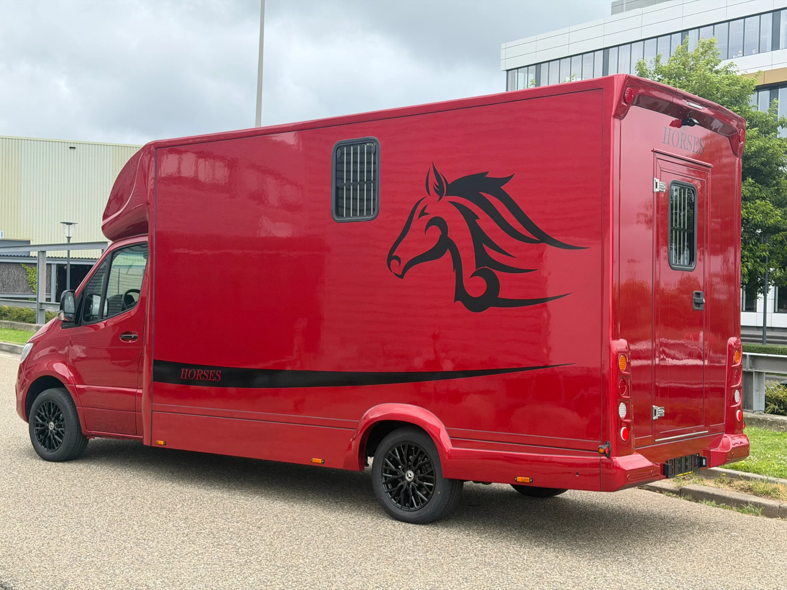 Mercedes-Benz Sprinter 2024 - 317CDI Paardenwagen-Hengsten Uitvoering Automaat Airco Navi Cruisecontrol 70,000KM obrázek 8