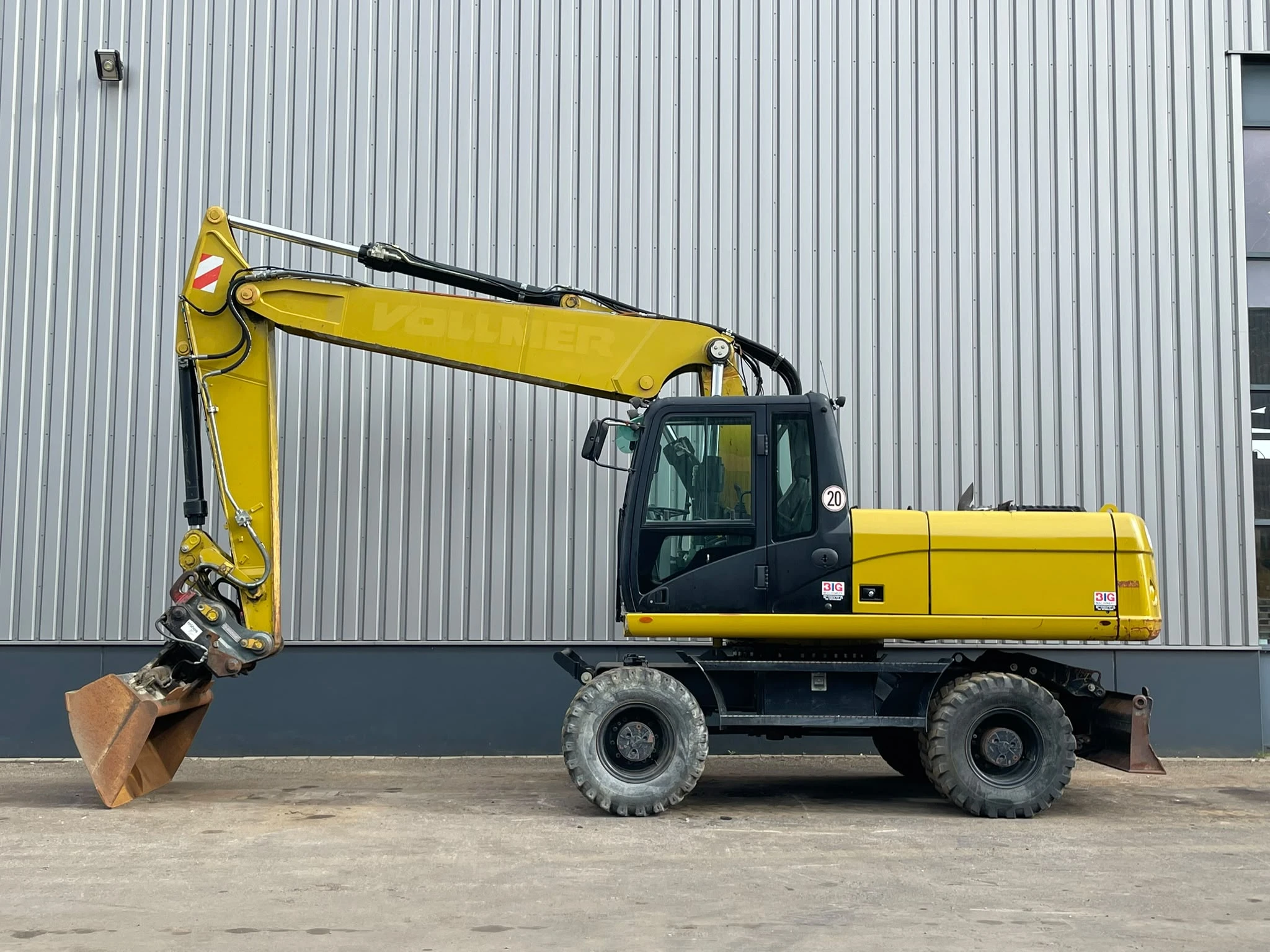 Caterpillar M322D 2011 Bild 1