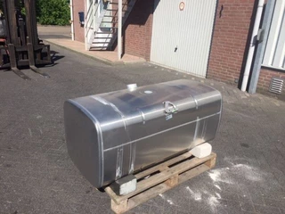 DAF N/A 2018 - 1681825 FUEL TANK 544 LTR obrazek 2